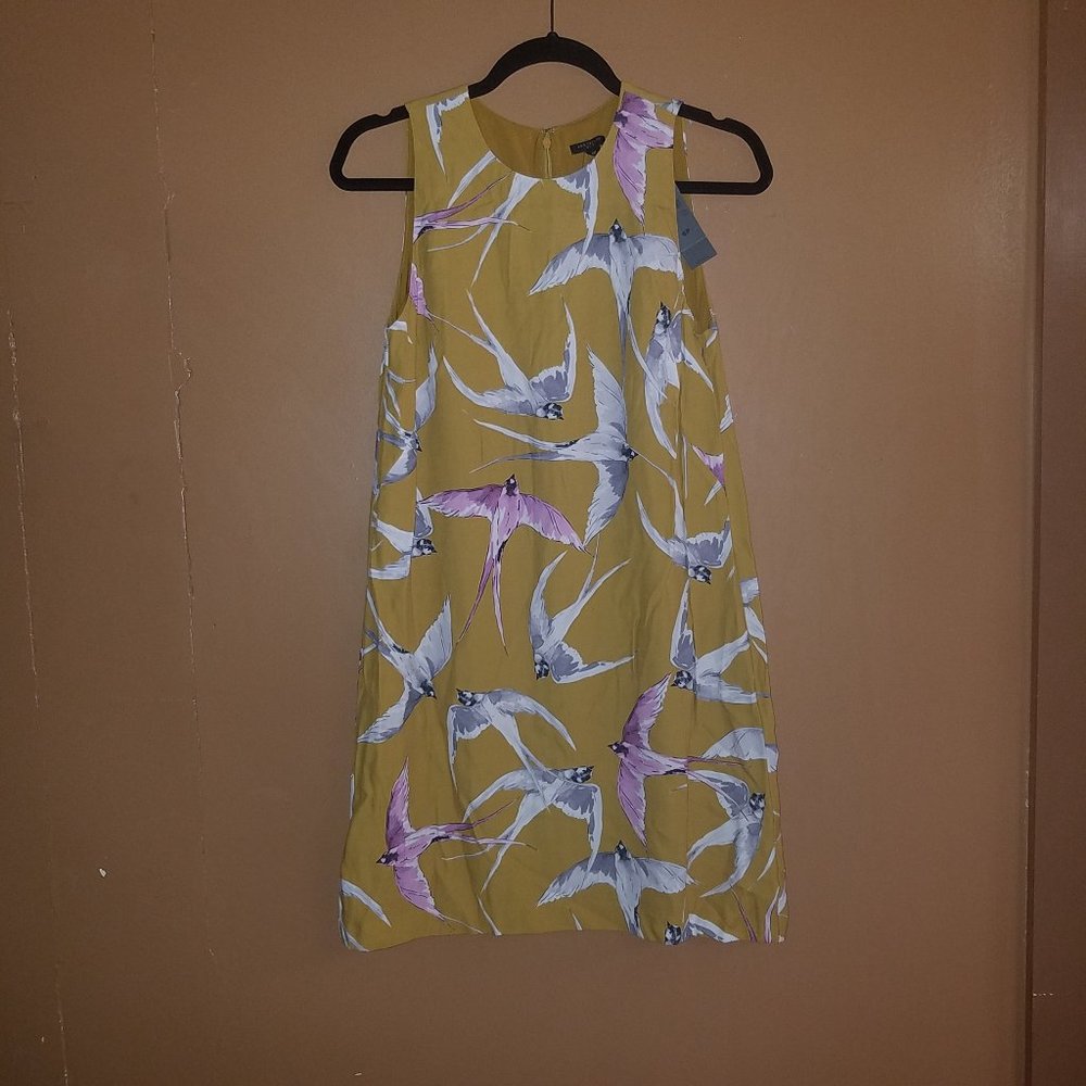 $129 ANN TAYLOR  SLEEVE LESS YELLOW W/BIRDS NWT